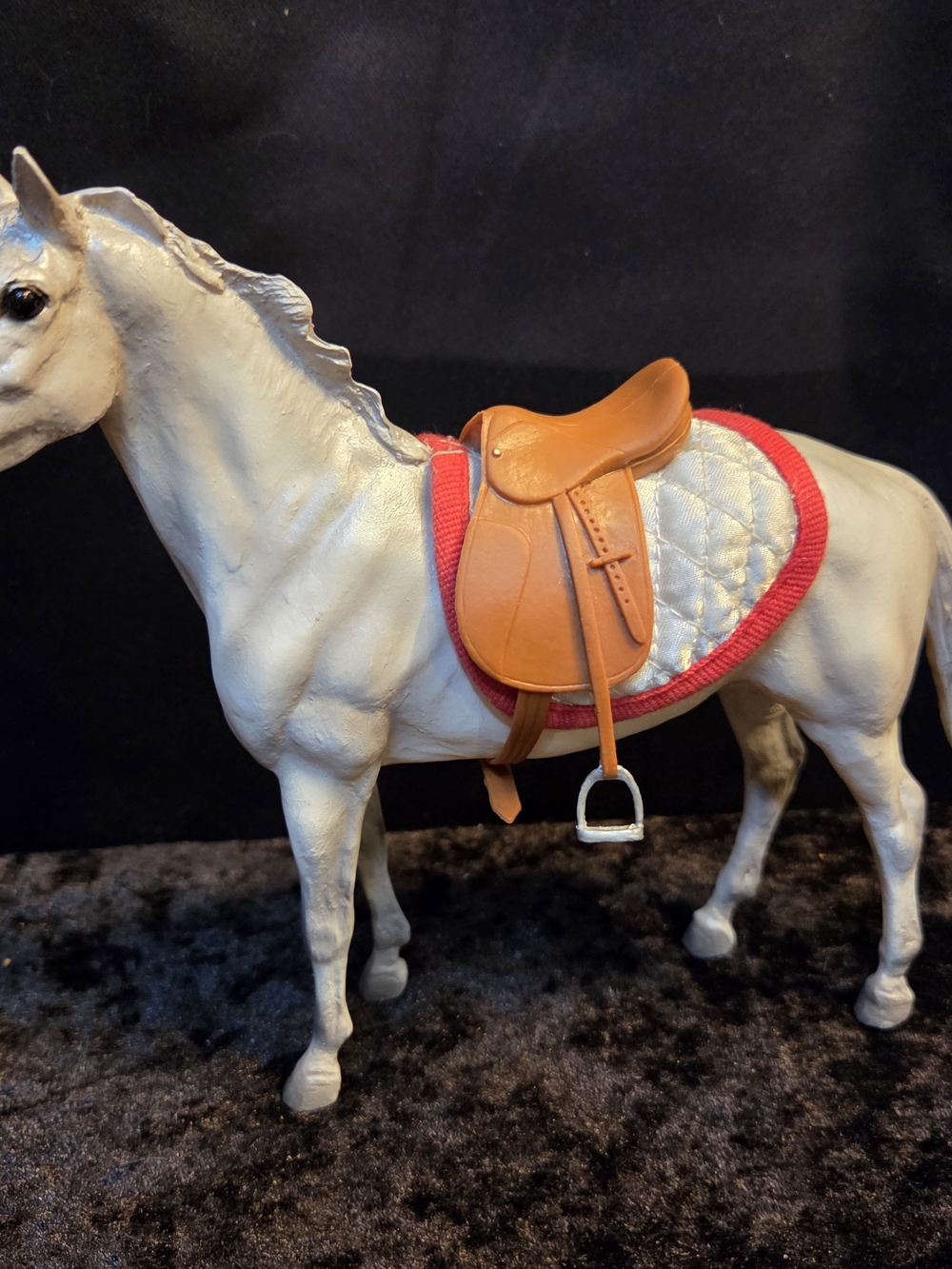 Breyer White Horse Figurine with Brown Saddle and Red-Trim Saddle Pad